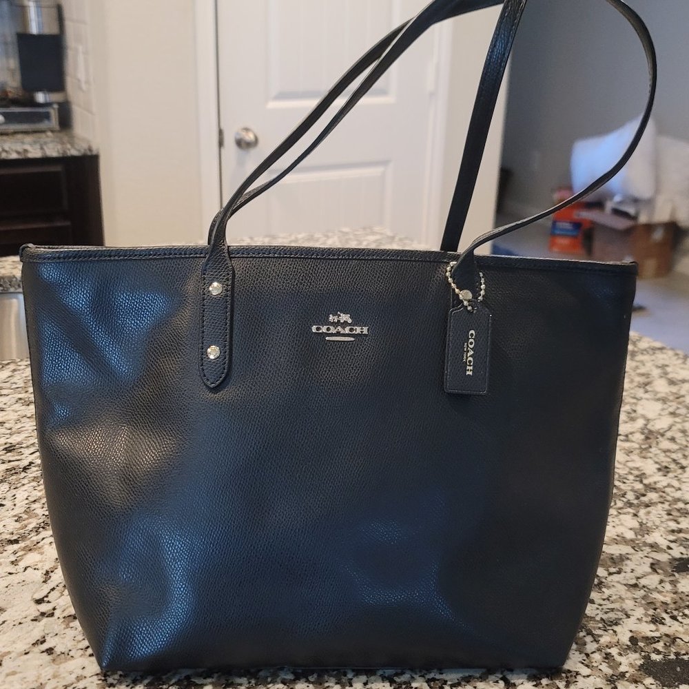 Coach Black Casual Everyday Tote